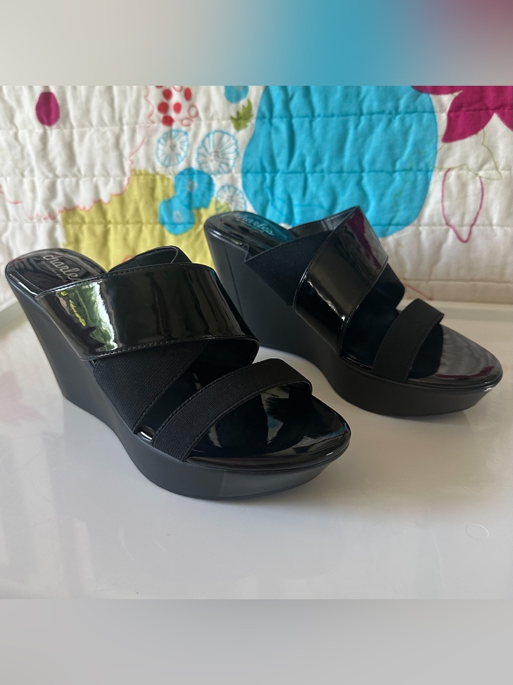 charles by charles david black patent vegan leather wedges w wide elastic / sz 8